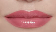 Lipstick Loveliness: Mastering the Art of Application