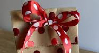 Wrapping an odd-shaped present