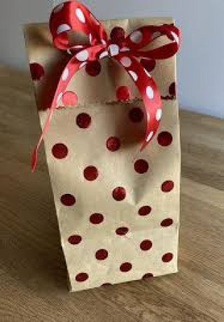 Wrapping an odd-shaped present