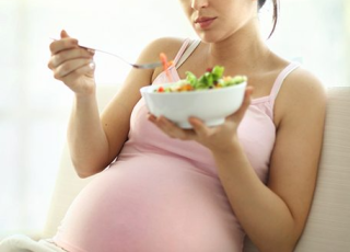 Nourishing Your Pregnancy - Why Dieting Isn't the Solution